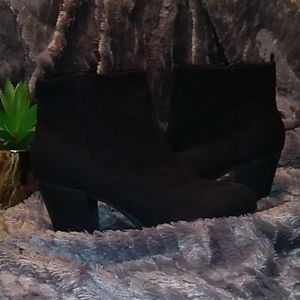 NWOT Old Navy ankle boots